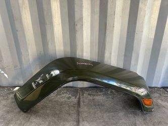 2018 - 2025 JEEP WRANGLER JL JLU FRONT RIGHT PASSENGER SIDE FENDER FLARE OEM