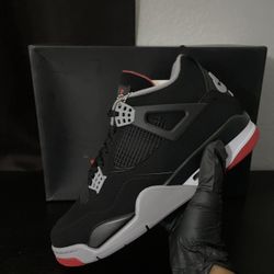 Jordan 4 | Retro Breds 