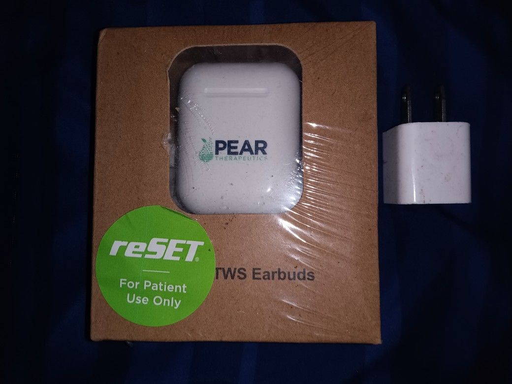 Pear Wireless Earbuds New In Sealed Box Similar To Apple Earbuds Comes W/Apple Charger Block
