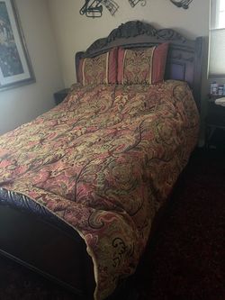 bedspread /comforter Beautiful bedspread/comforter