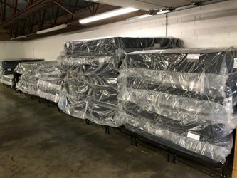 !!!!Mattress Liquidation!!!! Save huge on Brand Names!