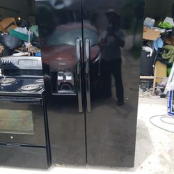 Nice Refrigerator Frigidaire 