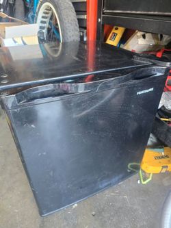 OFFICE. REFRIGERATOR. SMALL