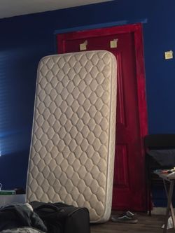 Twin mattresses brand new