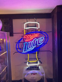 Miller lite neon sign