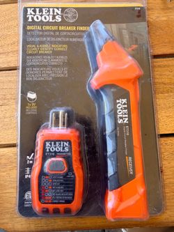 Klein Tools ET310 Digital Circuit Breaker Finder
