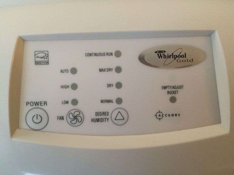 Whirlpool Gold (Energy Star) Accudry Dehumidifier for Sale in Maize, KS