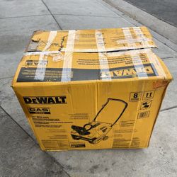 DEWALT 21 in. 208 cc E-Gov Electric Start Gas Single-Stage Snow Blower
