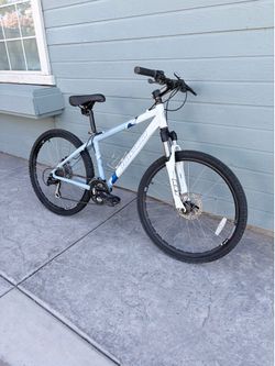 NOVARA PIEDRA MOUNTAIN BIKE 26” Wheels