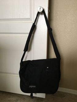 Cross body School bag // Jansport $25
