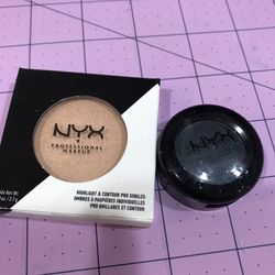 Nyx Eyeshadow And Highlight