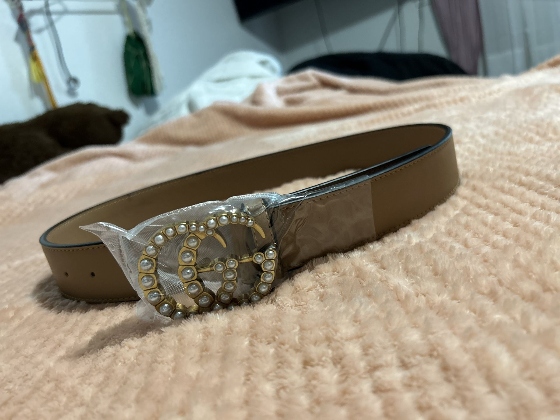 Authentic Gucci Belt and Buckel With stamp and serial number for Sale in  Sandy, UT - OfferUp