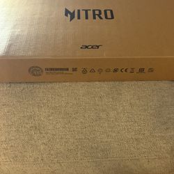 Acer Nitro v 16 AI 