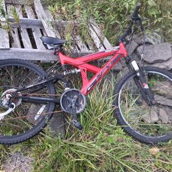 Dynacraft NEXT 24-inch Boys Gauntlet Mountain Bike.