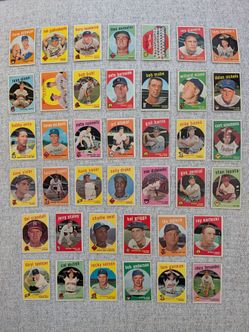 1959 Topps Baseball Card Lot of 40 Total DIFFERENT Baseball Cards MID GRADE
