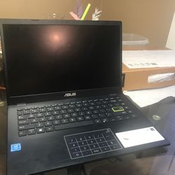 Vivo Book ASUS Laptop E410M with Logitech Wireless Mouse