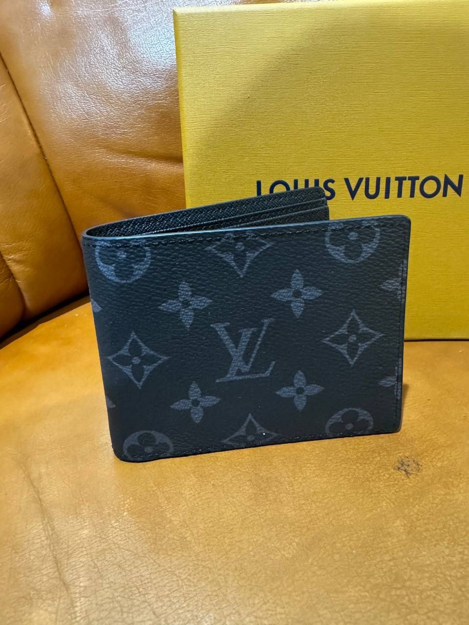 Louis Vuitton Back Leather Wallet