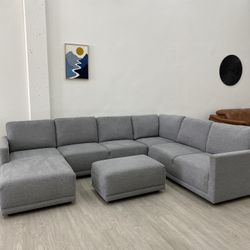 Thomasville Cayson 4-piece Fabric Sectional Couch with Chaise and Ottoman