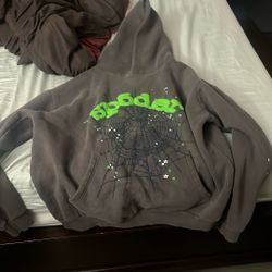 sp5der wait web hoodie