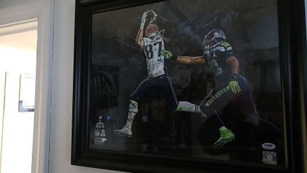 Amazing Rob Gronkowski authenticated autographed framed picture