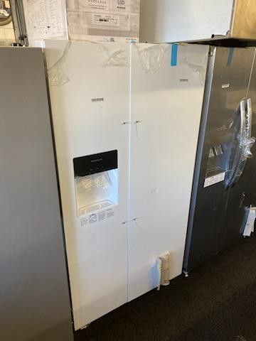 New Frigidaire Side By Side Fridge 