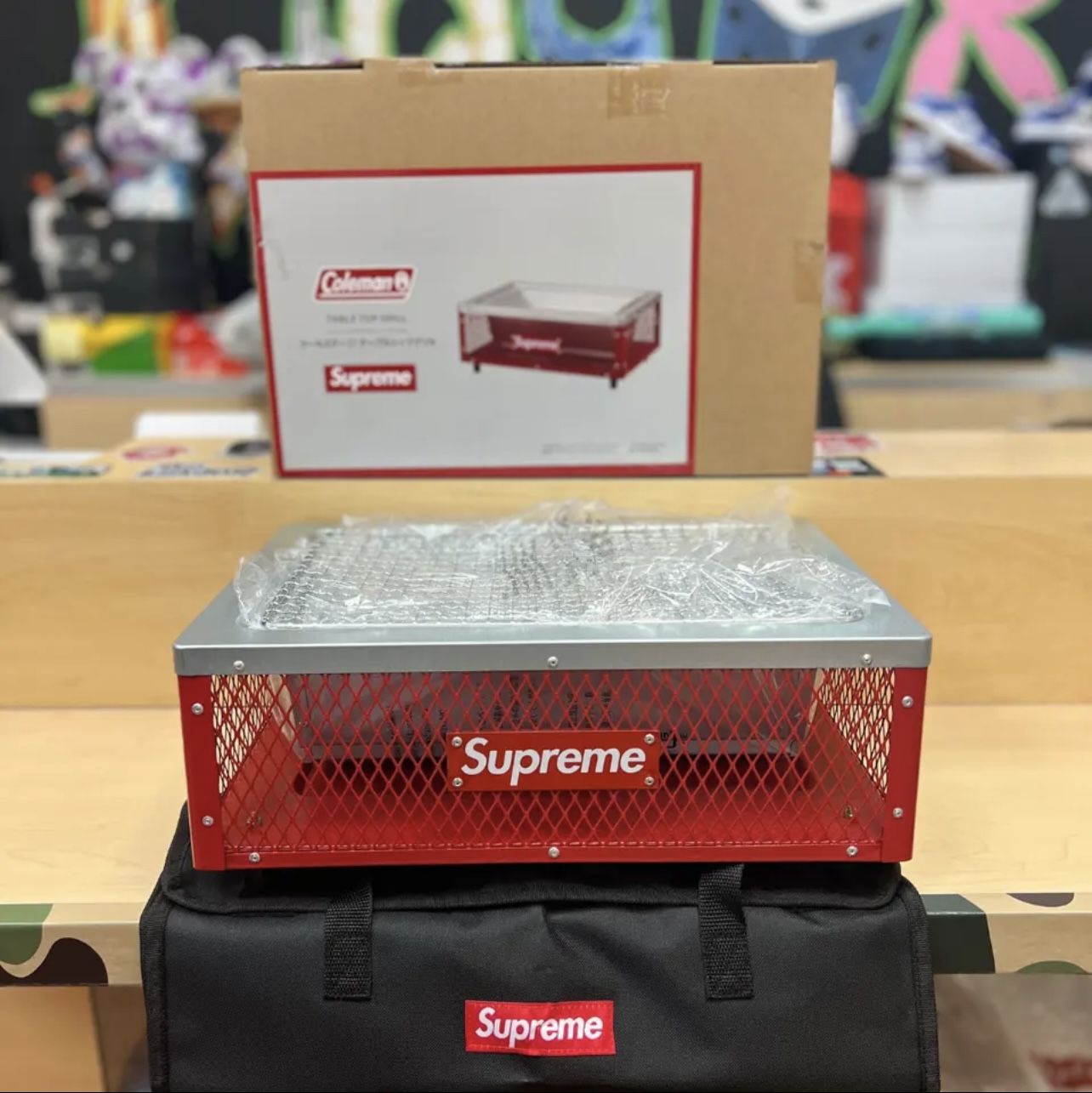 SUPREME®/COLEMAN® CHARCOAL GRILL (IN HAND)