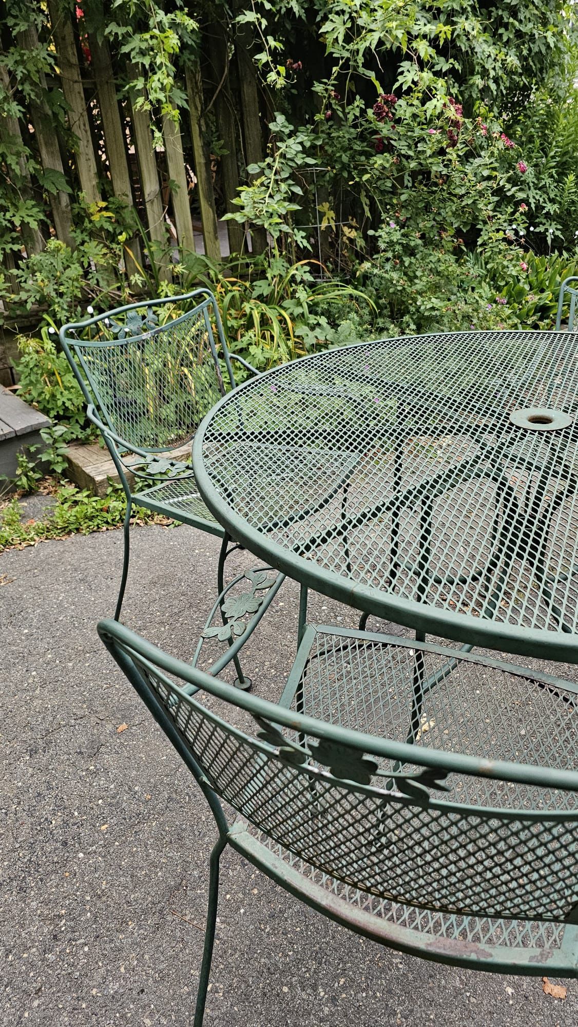 Vintage Patio Furniture Set