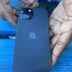 IPHONE 15 128 Gb only Boost 