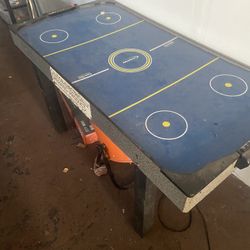 Air Hockey Table