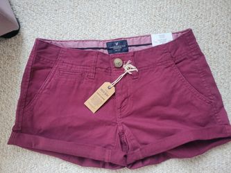 New Women's American Eagle Burgundy Chino Shorts 0