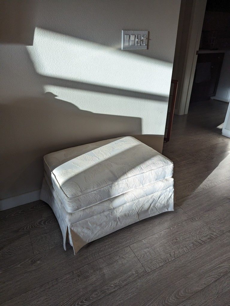 Ottoman On Rollers
