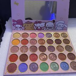 Hk Eyeshadow Pallet