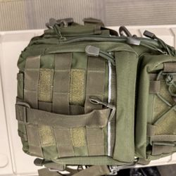 Camping Backpack With Basic Survive Supplies 