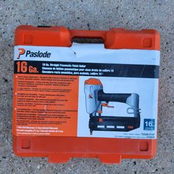 Paslode Pneumatic 16-Gauge Straight Finish Nailer