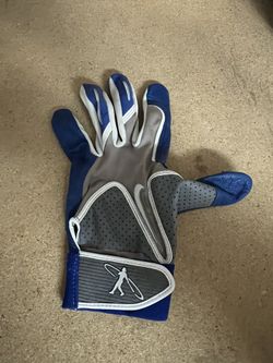 Nike Swingman left-handed batting glove