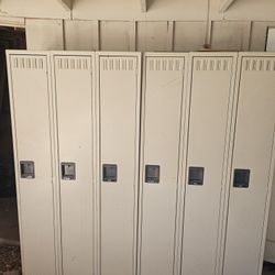 Tennsco Lockers (3 Lockers Per Tier)