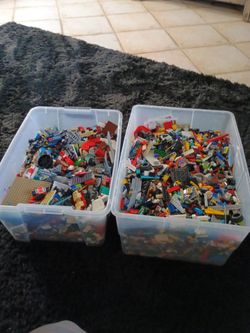 50lbs of bulk lego parts and pieces. Clean