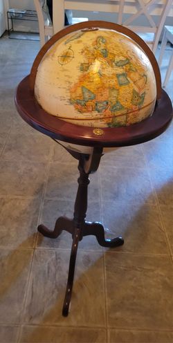 Bombay Company Globe in Stand