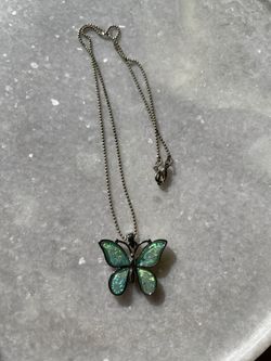 Sparkling Butterfly Necklace