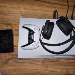 PlayStation 5 , Headset & Controller Charging Dock 