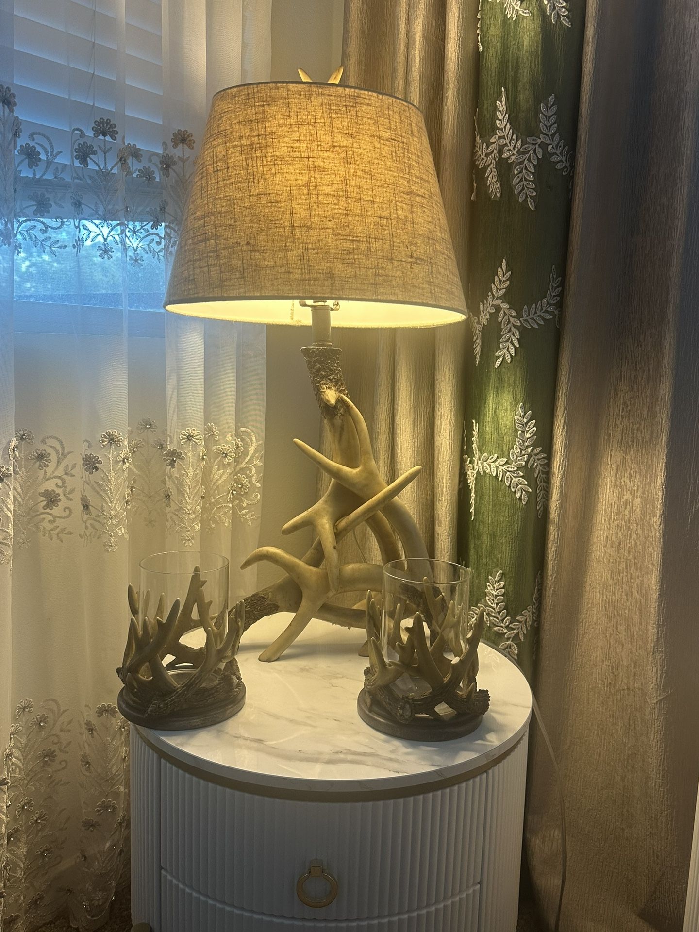 Table Lamp And Candle Holder Set