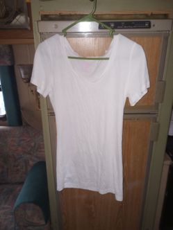 Victoria Secret Size Large White Shirt