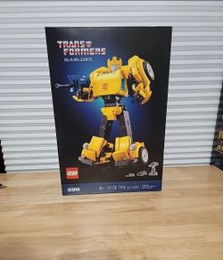 Transformers Bumblebee 10338 Lego set, NEW!