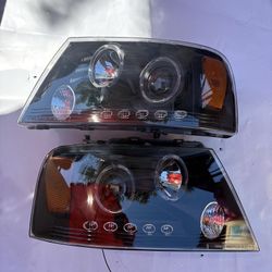 2004 - 2008 Ford F-150 LED / Projector Headlights Black Farros Luce Micas 