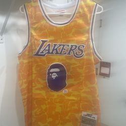 Los Angeles Lakers Bathing Ape Jersey Size Medium 