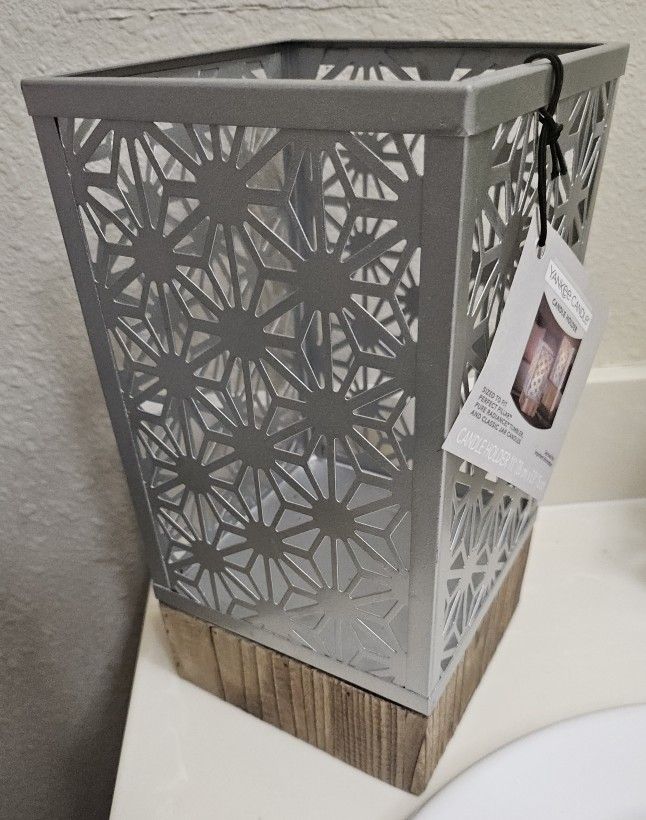 Lantern Candle Holder 