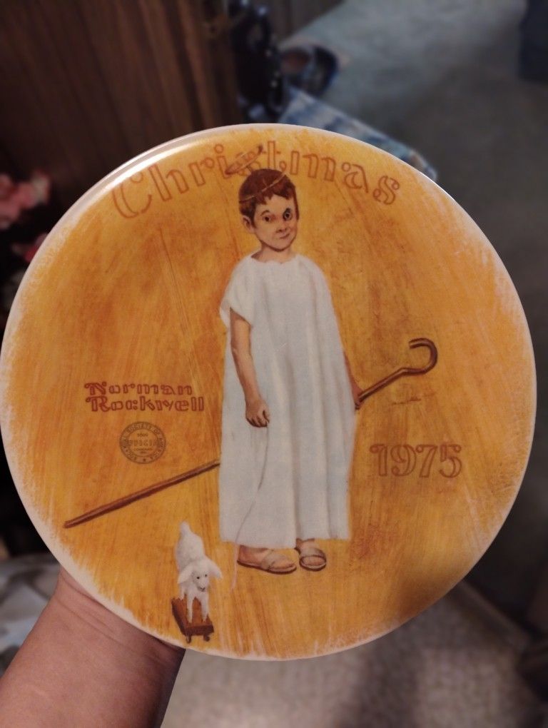 Norman Rockwell Christmas Plate 