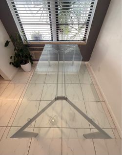 SECCOSE METRA GLASS TABLE – ITALIAN DESIGN