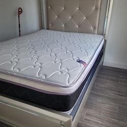 NEW QUEEN-SIZE PILLOW TOP MATTRESS AND BOX SPRING