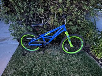 GIANT MOTR Kid’s Bike